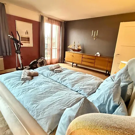 And Mountain View With Whirlpool And Free Parking In Huenibach *