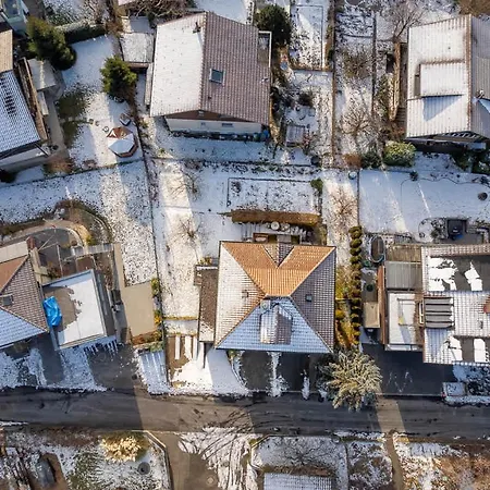 别墅 And Mountain View With Whirlpool And Free Parking In Huenibach