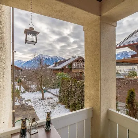 And Mountain View With Whirlpool And Free Parking In Huenibach 别墅 *