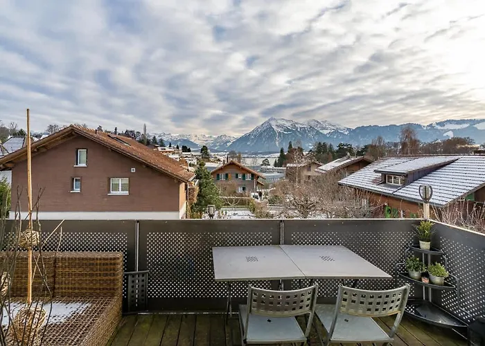 And Mountain View With Whirlpool And Free Parking In Huenibach *