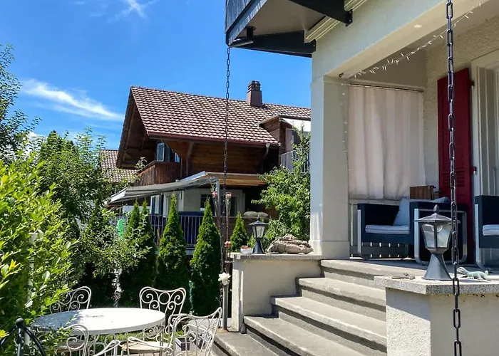 Willa And Mountain View With Whirlpool And Free Parking In Huenibach Thun