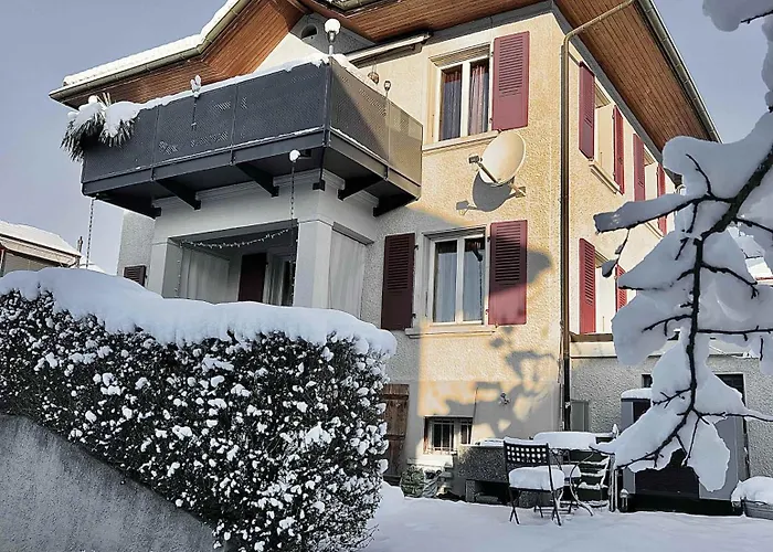 And Mountain View With Whirlpool And Free Parking In Huenibach