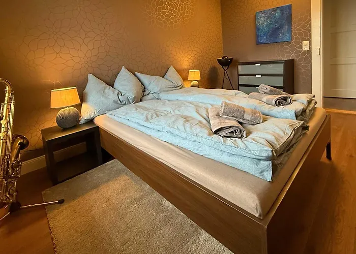 And Mountain View With Whirlpool And Free Parking In Huenibach Thun