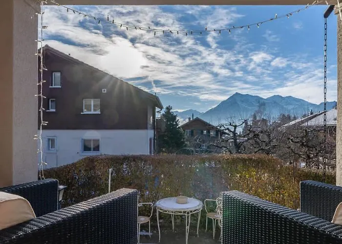 And Mountain View With Whirlpool And Free Parking In Huenibach *