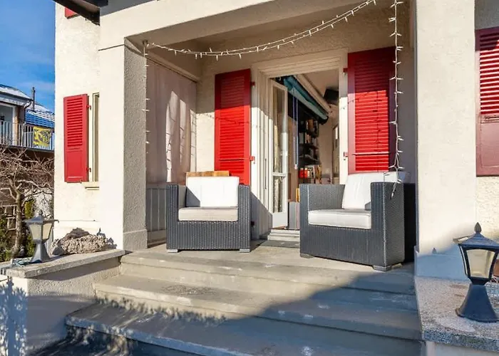 And Mountain View With Whirlpool And Free Parking In Huenibach *