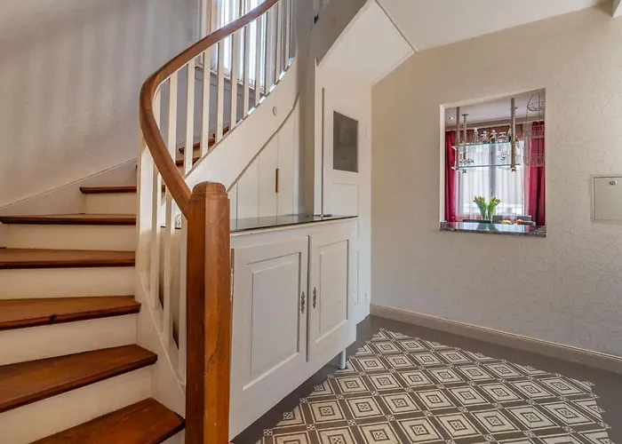 Willa And Mountain View With Whirlpool And Free Parking In Huenibach *