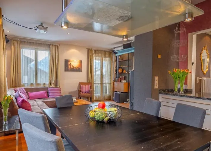 Villa And Mountain View With Whirlpool And Free Parking In Huenibach