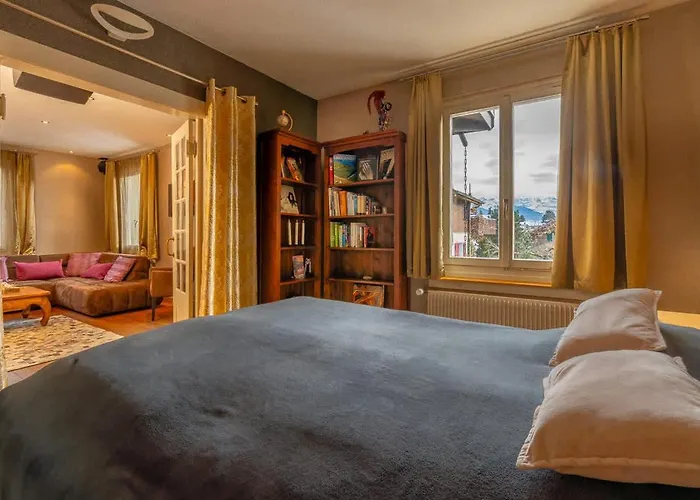 And Mountain View With Whirlpool And Free Parking In Huenibach Villa *