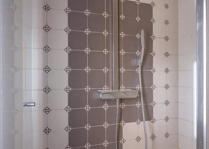 And Mountain View With Whirlpool And Free Parking In Huenibach