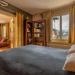 And Mountain View With Whirlpool And Free Parking In Huenibach Willa *
