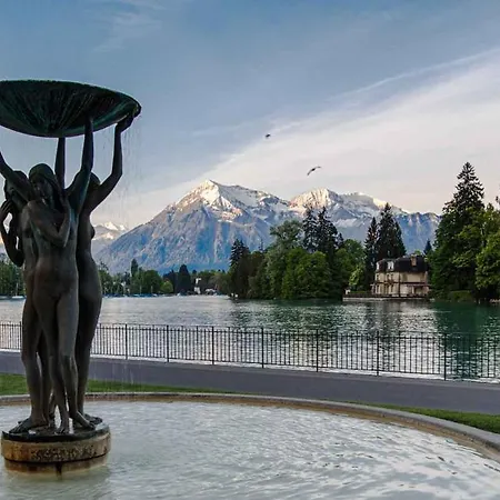 And Mountain View With Whirlpool And Free Parking In Huenibach * Thun