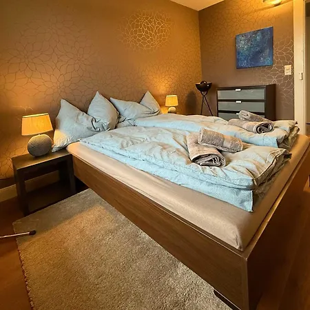 And Mountain View With Whirlpool And Free Parking In Huenibach Thun