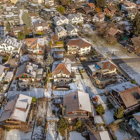 Villa And Mountain View With Whirlpool And Free Parking In Huenibach