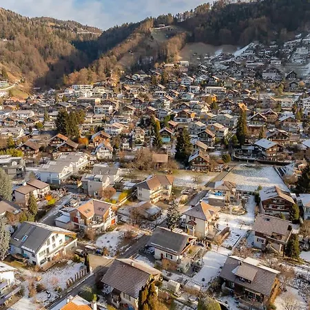 Villa And Mountain View With Whirlpool And Free Parking In Huenibach *