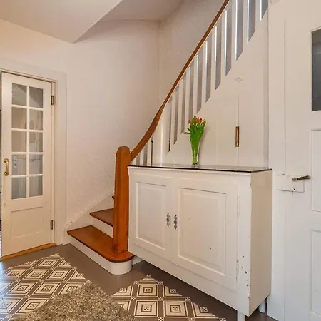 Villa And Mountain View With Whirlpool And Free Parking In Huenibach *