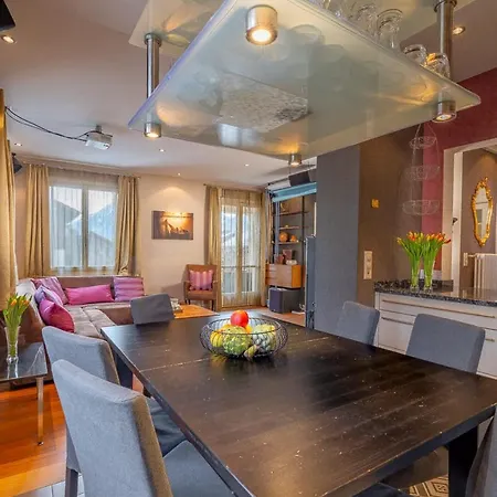 Villa And Mountain View With Whirlpool And Free Parking In Huenibach