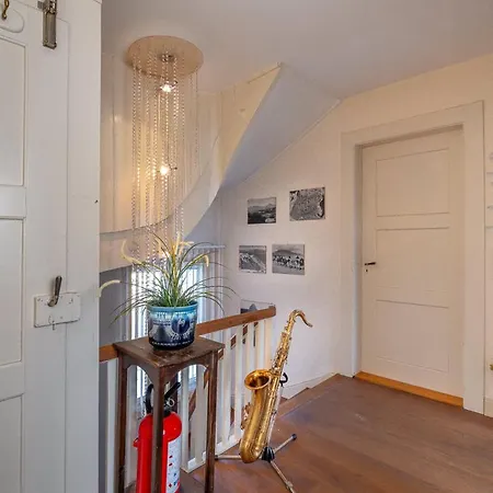 And Mountain View With Whirlpool And Free Parking In Huenibach Villa *